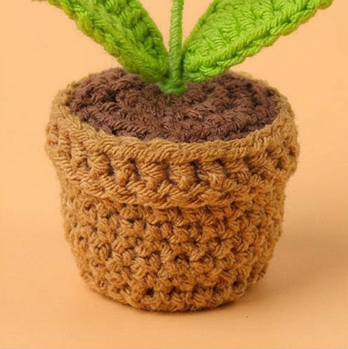 andmade mini crochet sunflower in decorative pot